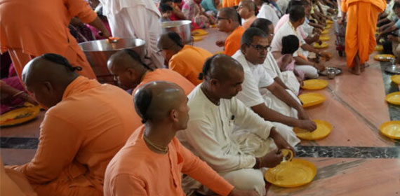 Serve Devotees